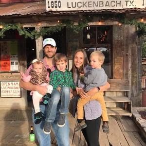 Meet your Posher, Carson